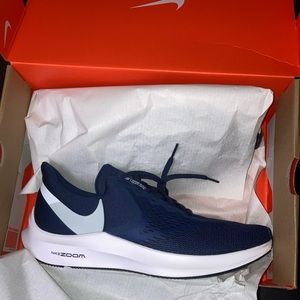 Nike Air Zoom Winflo 6